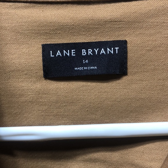 Plus size light weight jacket size 14 brown. - Picture 3 of 6